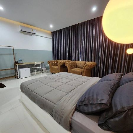 Pphouse Boutique House Phuket Town Hotel Banbangkhu Kültér fotó